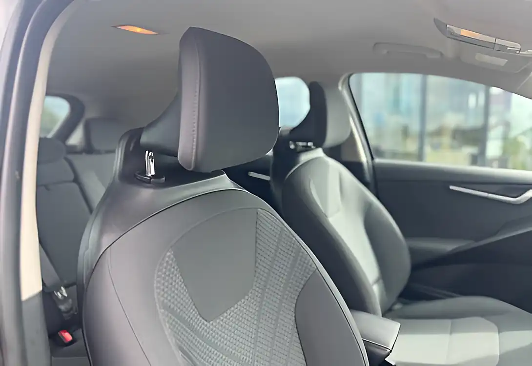 Used 2022 Kia Niro 2 Grey - Interior and Exterior details 19