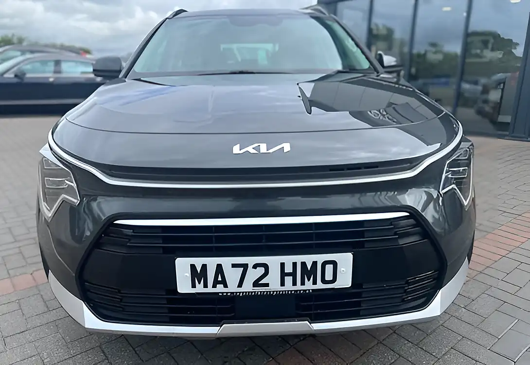 Used 2022 Kia Niro 2 Grey - Interior and Exterior details 6