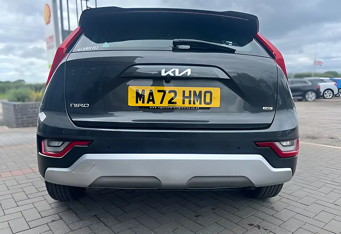 Used 2022 Kia Niro 2 Grey - Interior and Exterior details 7