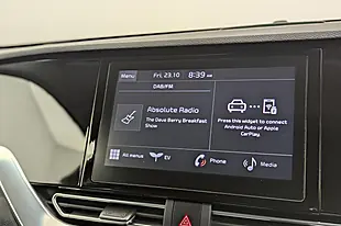 Used 2022 Kia Niro 2 Grey - Interior and Exterior details 10