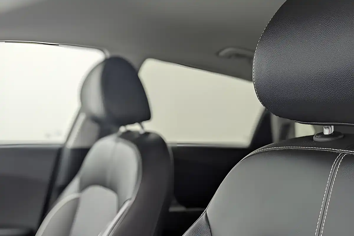 Used 2022 Kia Niro 2 Grey - Interior and Exterior details 13