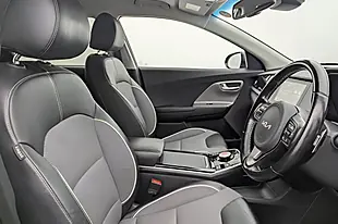 Used 2022 Kia Niro 2 Grey - Interior and Exterior details 4