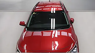 Used 2022 Kia Niro 2 Red - Interior and Exterior details 11