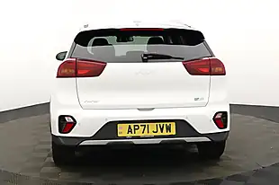 Used 2022 Kia Niro 2 White - Interior and Exterior details 4