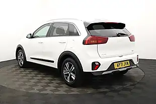 Used 2022 Kia Niro 2 White - Interior and Exterior details 5