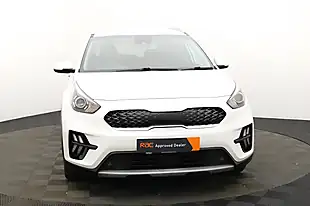 Used 2022 Kia Niro 2 White - Interior and Exterior details 7