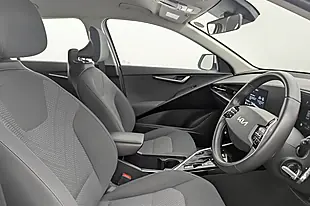 Used 2022 Kia Niro 2 White - Interior and Exterior details 2