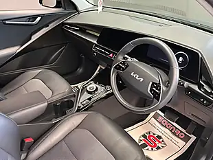 Used 2022 Kia Niro 3 Blue - Interior and Exterior details 11
