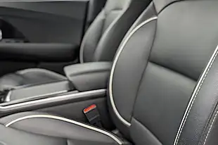 Used 2022 Kia Niro 3 Grey - Interior and Exterior details 13
