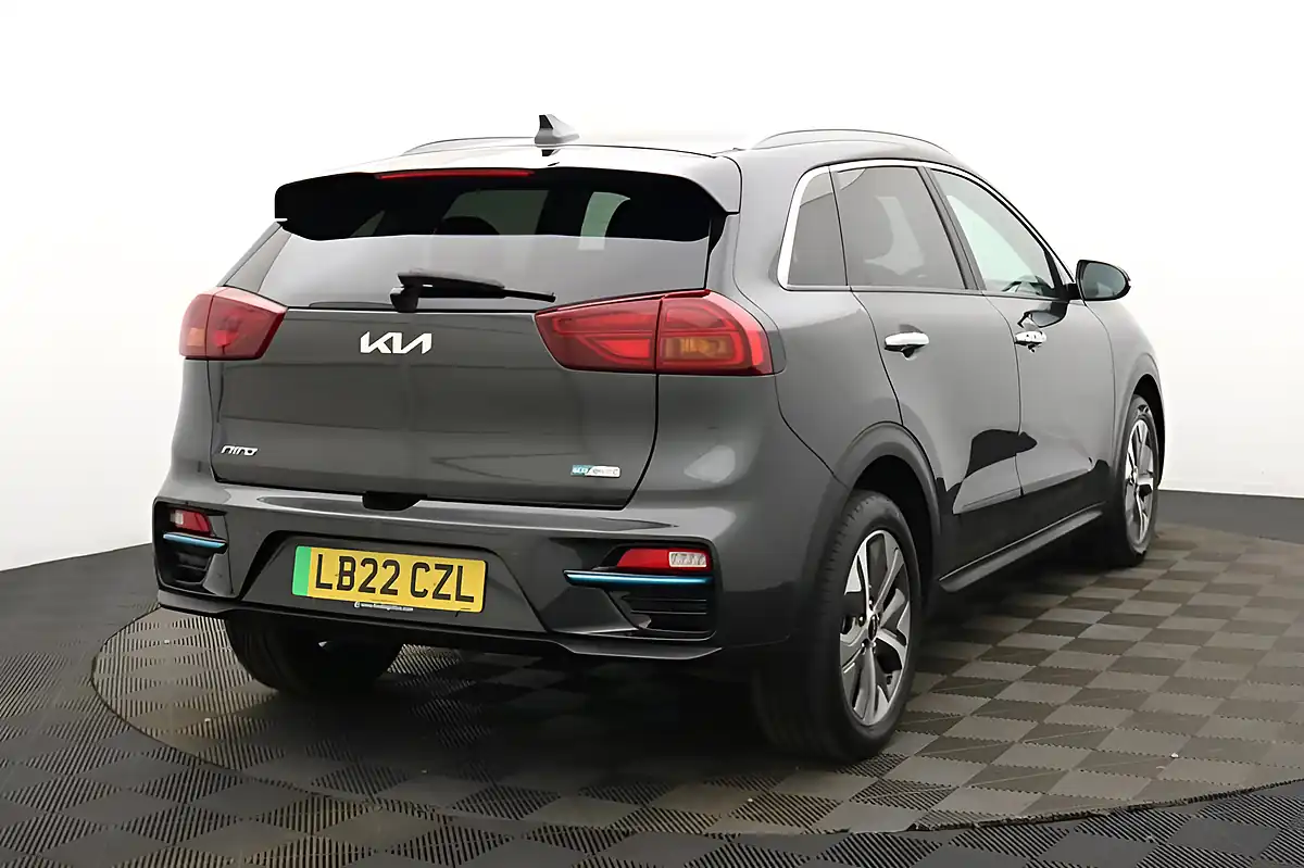 Used 2022 Kia Niro 3 Grey - Interior and Exterior details 4