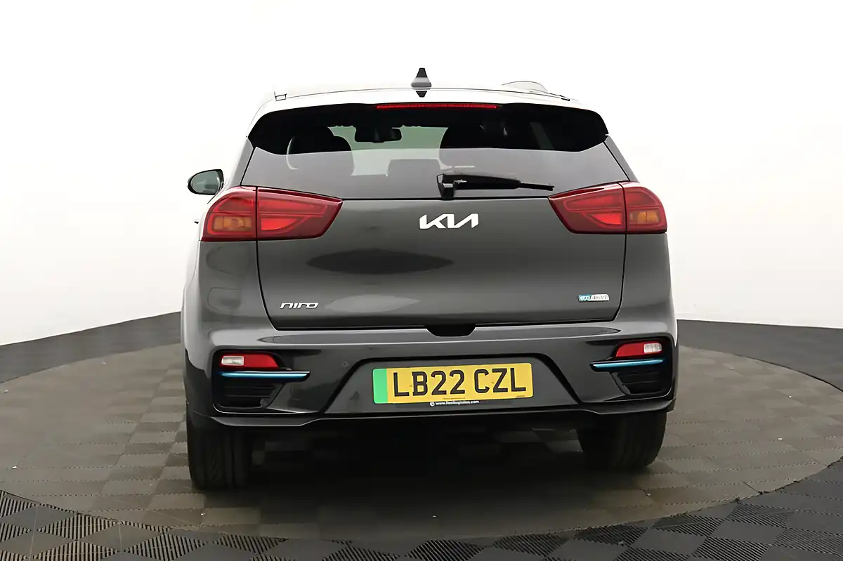 Used 2022 Kia Niro 3 Grey - Interior and Exterior details 5