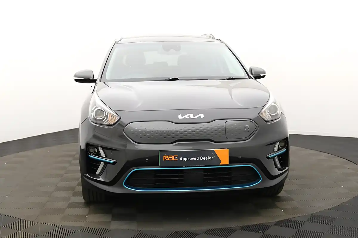 Used 2022 Kia Niro 3 Grey - Interior and Exterior details 8