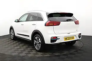 Used 2022 Kia Niro 3 White - Interior and Exterior details 4