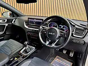 Used 2022 Kia Pro Ceed GT-Line Fusion White - Interior and Exterior details 11