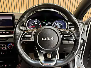 Used 2022 Kia Pro Ceed GT-Line Fusion White - Interior and Exterior details 12