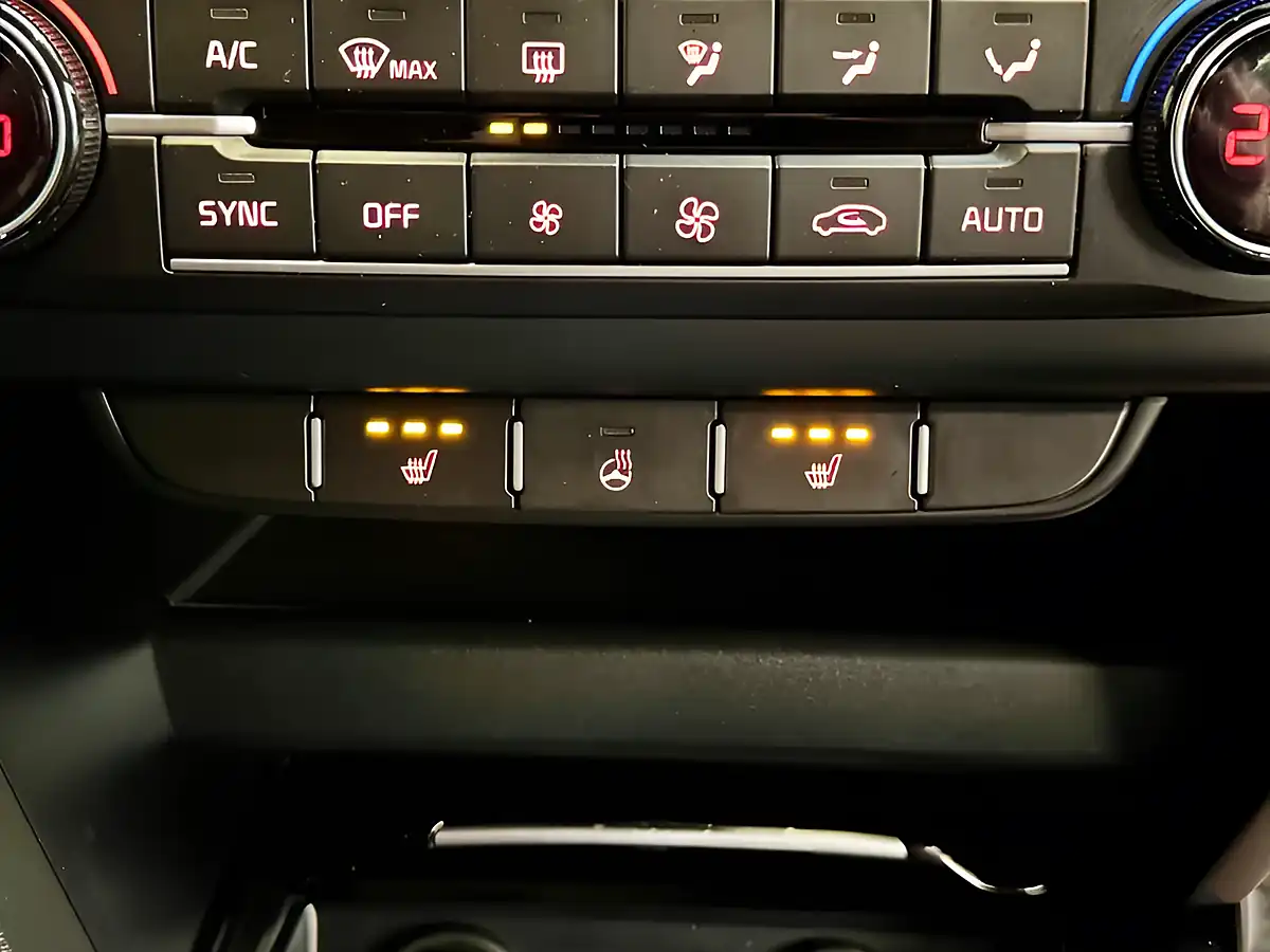 Used 2022 Kia Pro Ceed GT-Line Fusion White - Interior and Exterior details 16