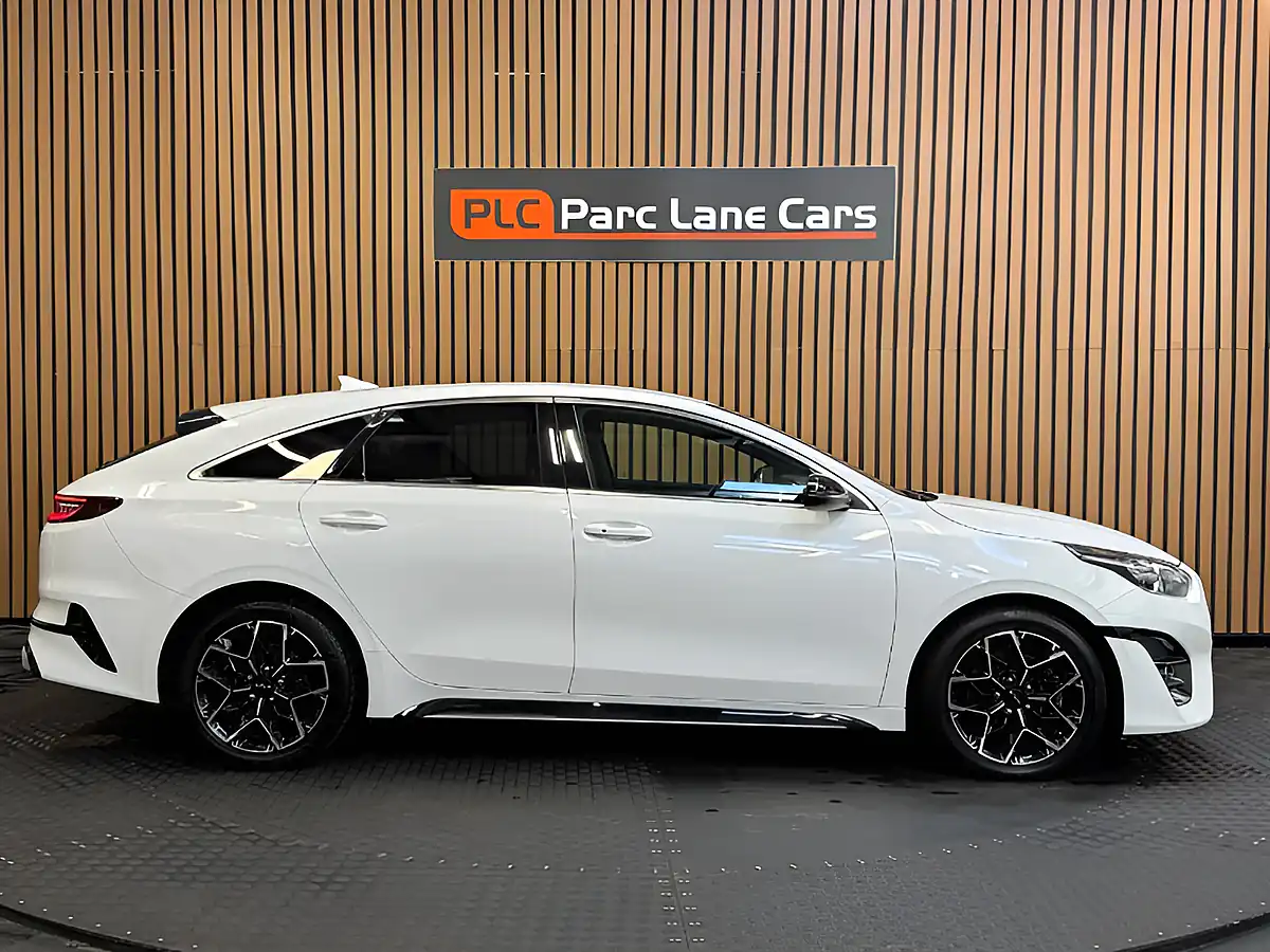 Used 2022 Kia Pro Ceed GT-Line Fusion White - Interior and Exterior details 2