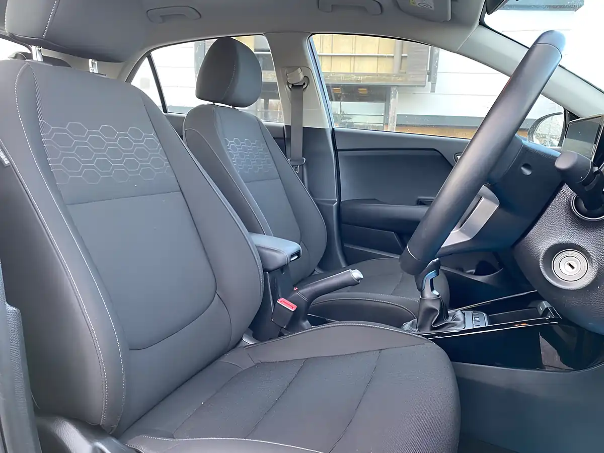 Used 2022 Kia Rio 2 Grey - Interior and Exterior details 12