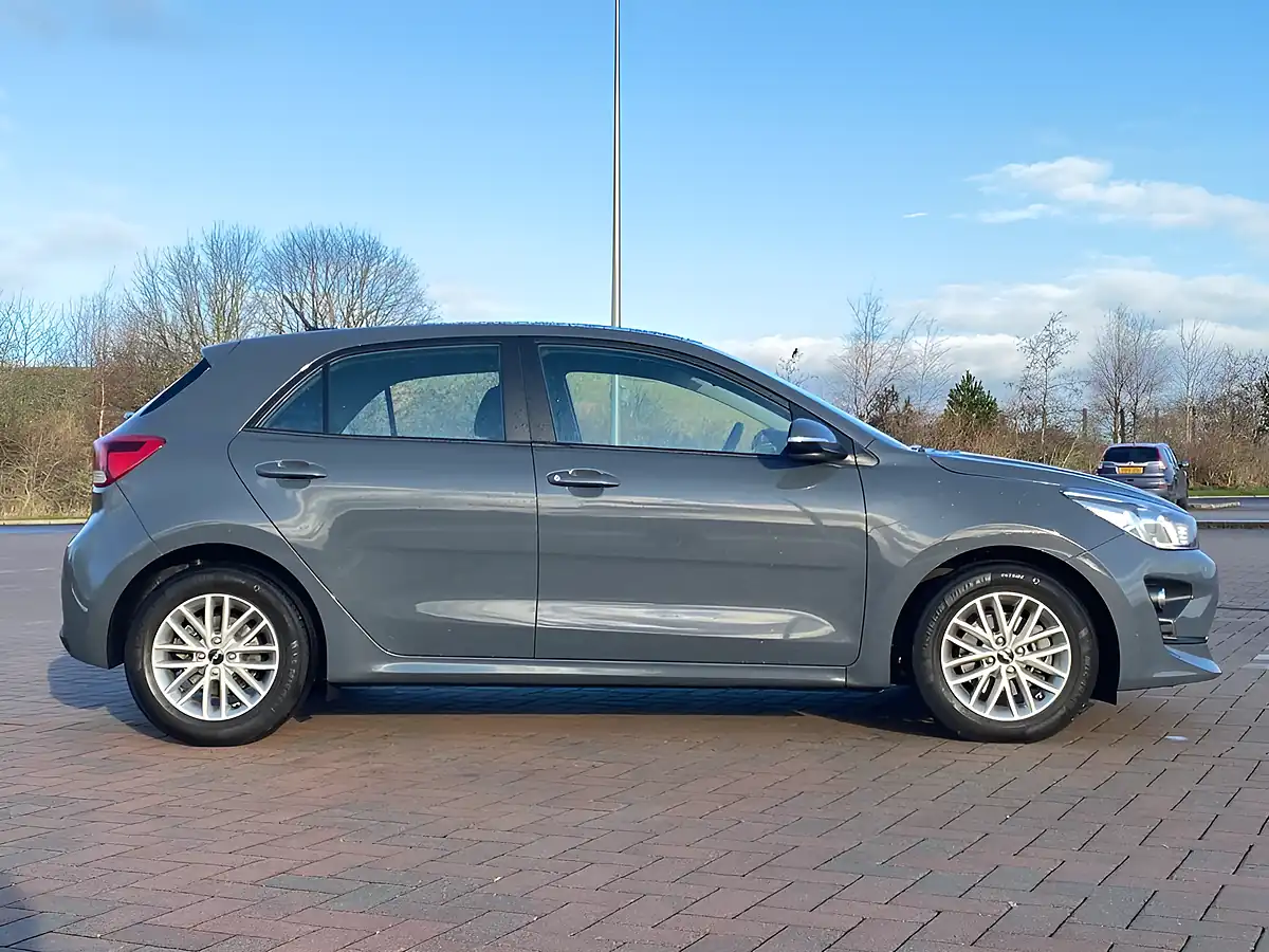 Used 2022 Kia Rio 2 Grey - Interior and Exterior details 3