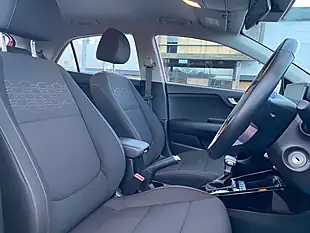 Used 2022 Kia Rio 2 Red - Interior and Exterior details 11