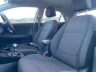Used 2022 Kia Rio 2 Red - Interior and Exterior details 12