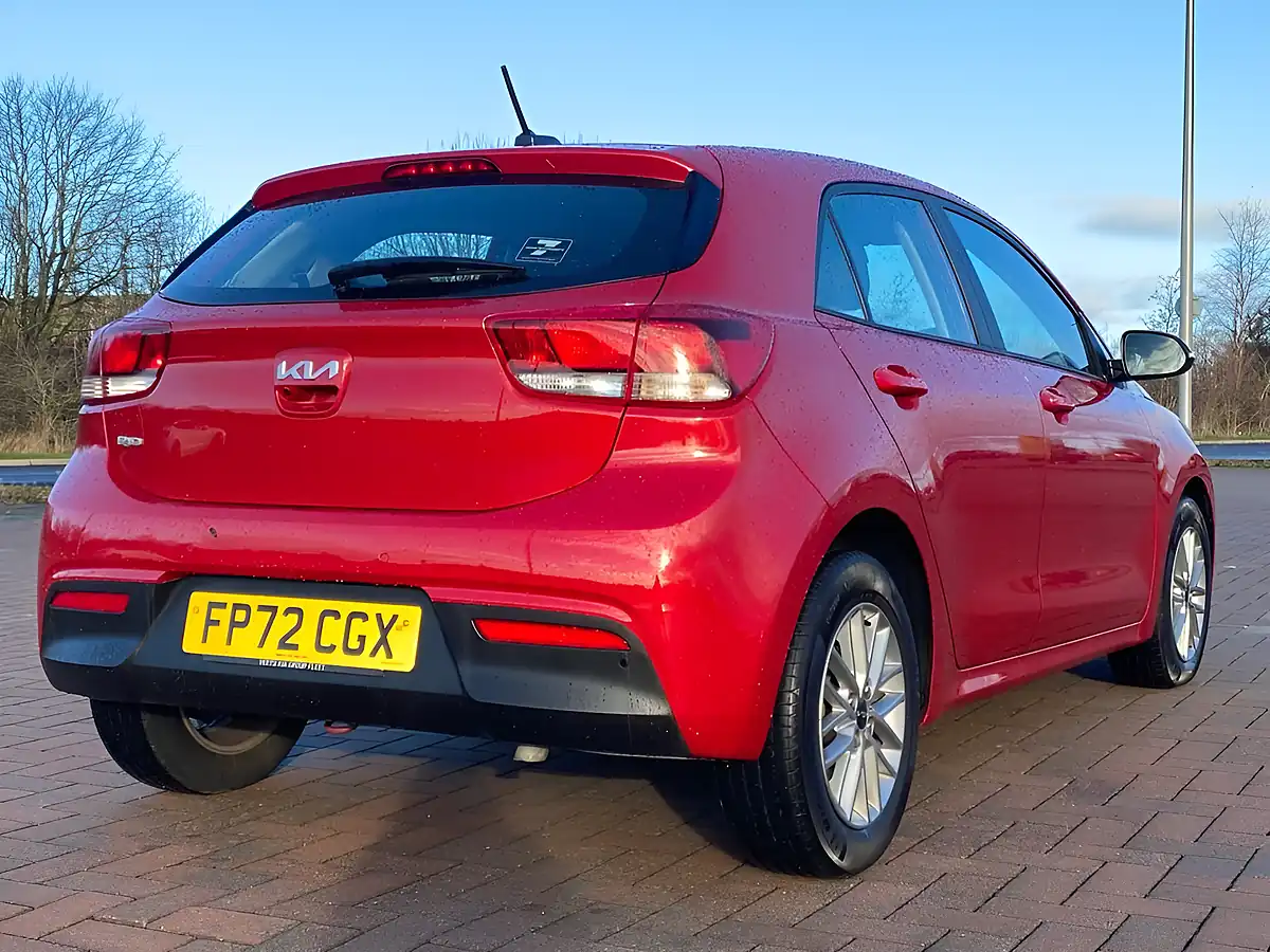 Used 2022 Kia Rio 2 Red - Interior and Exterior details 4