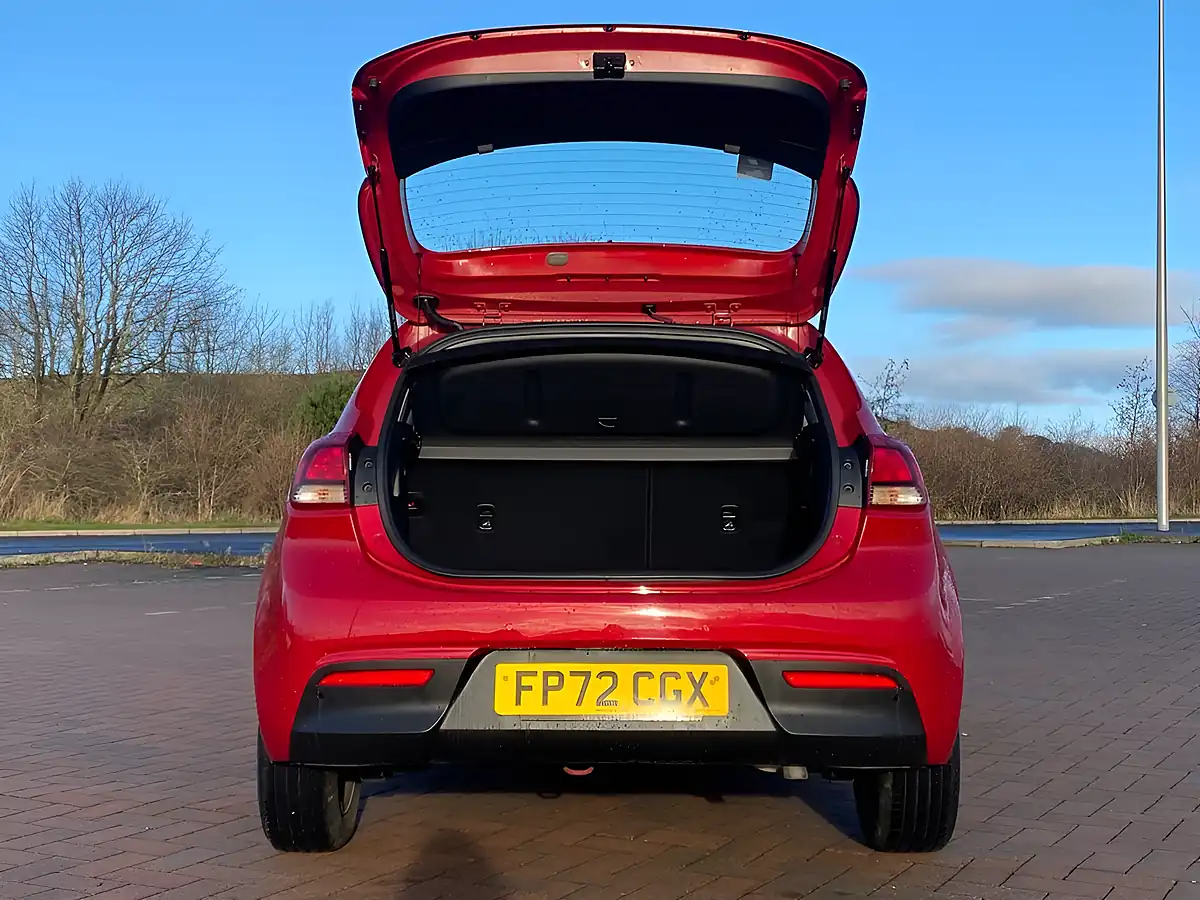 Used 2022 Kia Rio 2 Red - Interior and Exterior details 6
