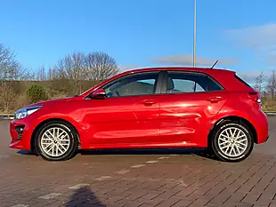Used 2022 Kia Rio 2 Red - Interior and Exterior details 8