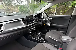 Used 2022 Kia Rio 2 Silver - Interior and Exterior details 4