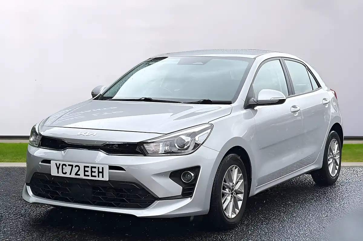 Used 2022 Kia Rio 2 Silver - Interior and Exterior details 5