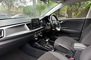 Used 2022 Kia Rio 2 Silver - Interior and Exterior details 4