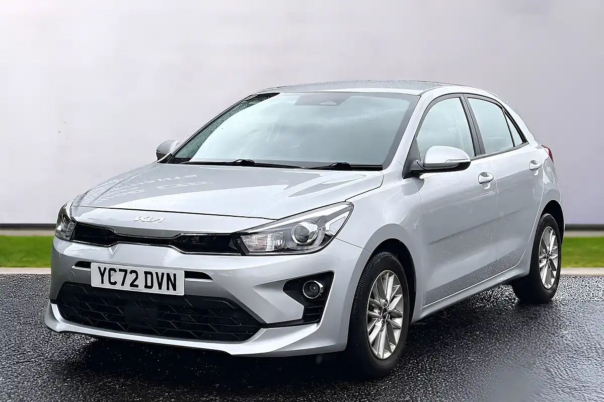 Used 2022 Kia Rio 2 Silver - Interior and Exterior details 5