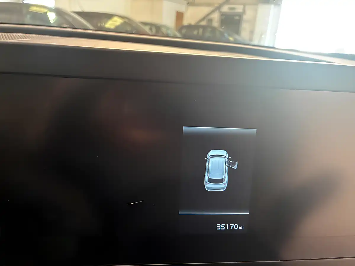 Used 2022 Kia Sportage 2 Grey - Interior and Exterior details 14