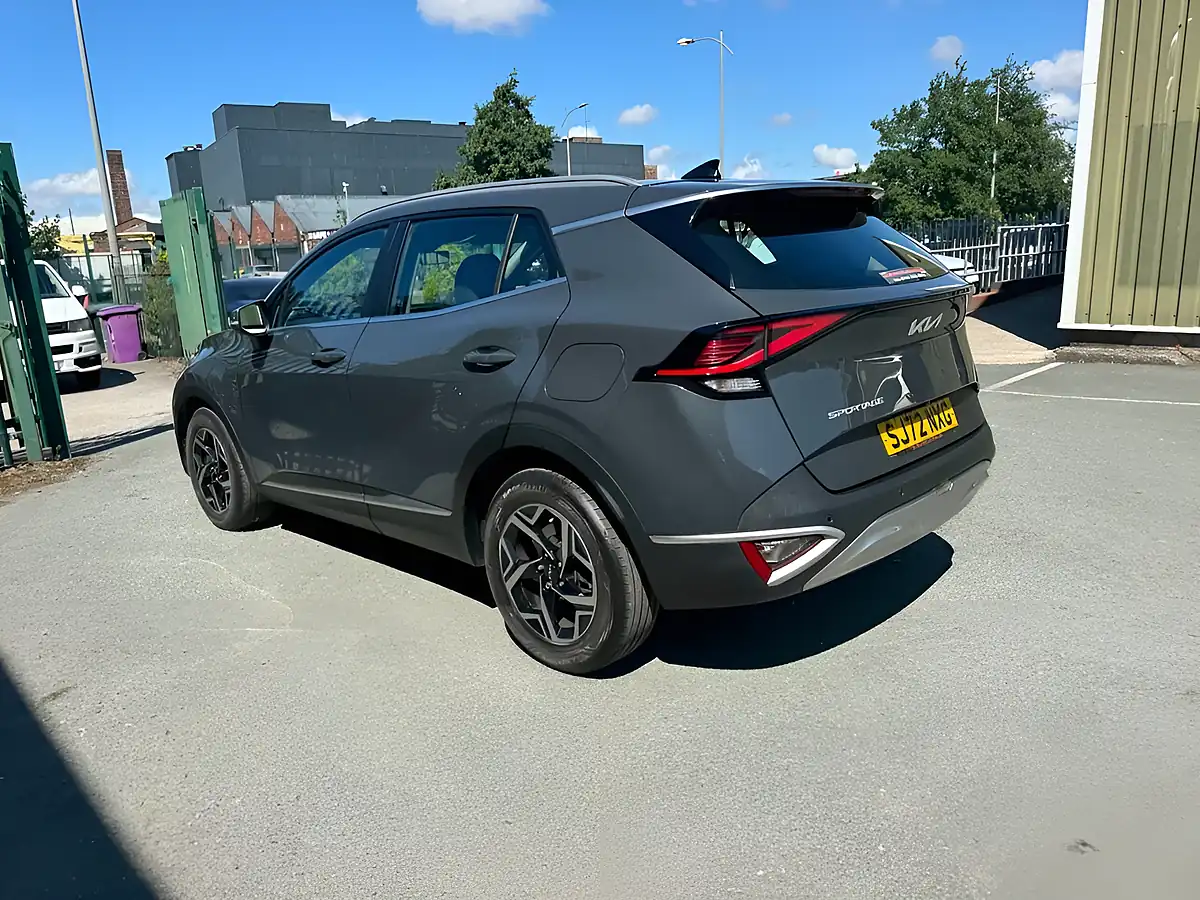 Used 2022 Kia Sportage 2 Grey - Interior and Exterior details 13