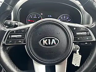 Used 2022 Kia Sportage 2 White - Interior and Exterior details 13