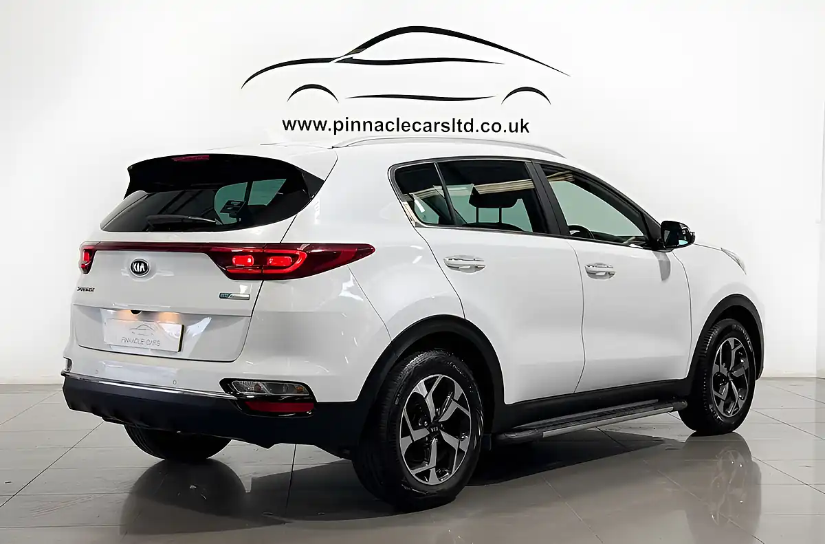 Used 2022 Kia Sportage 2 White - Interior and Exterior details 9