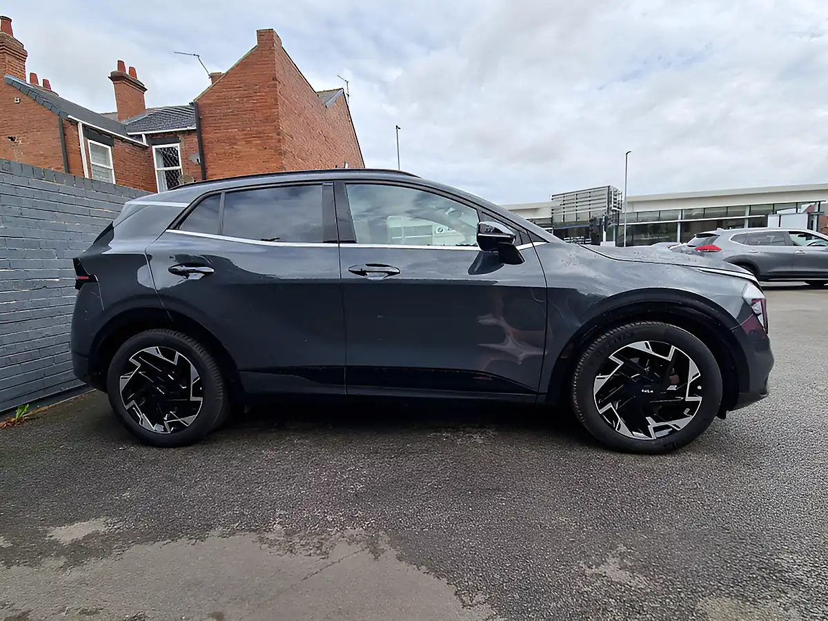 Used 2022 Kia Sportage GT-Line Grey - Interior and Exterior details 7
