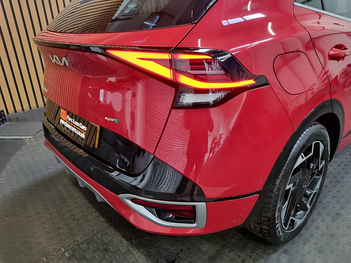 Used 2022 Kia Sportage GT-Line S Red - Interior and Exterior details 11