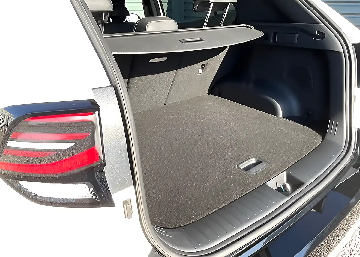 Used 2022 Kia Sportage GT-Line S White - Interior and Exterior details 19
