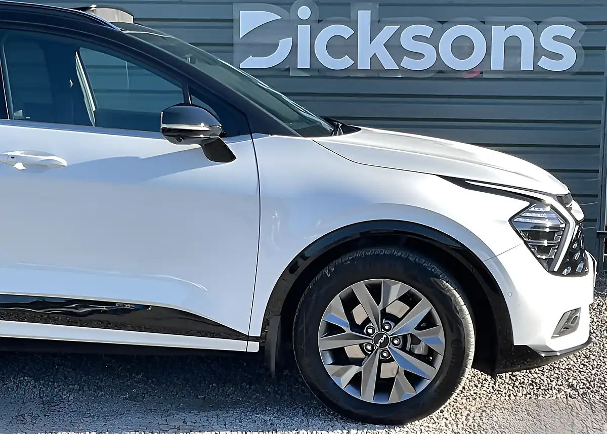 Used 2022 Kia Sportage GT-Line S White - Interior and Exterior details 3