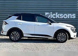 Used 2022 Kia Sportage GT-Line S White - Interior and Exterior details 8