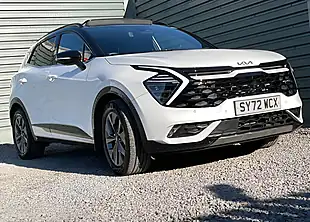 Used 2022 Kia Sportage GT-Line S White - Interior and Exterior details 9