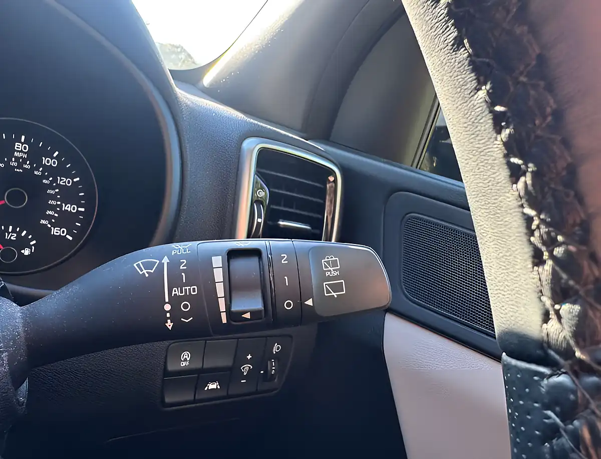 Used 2022 Kia Sportage GT-Line Silver - Interior and Exterior details 14