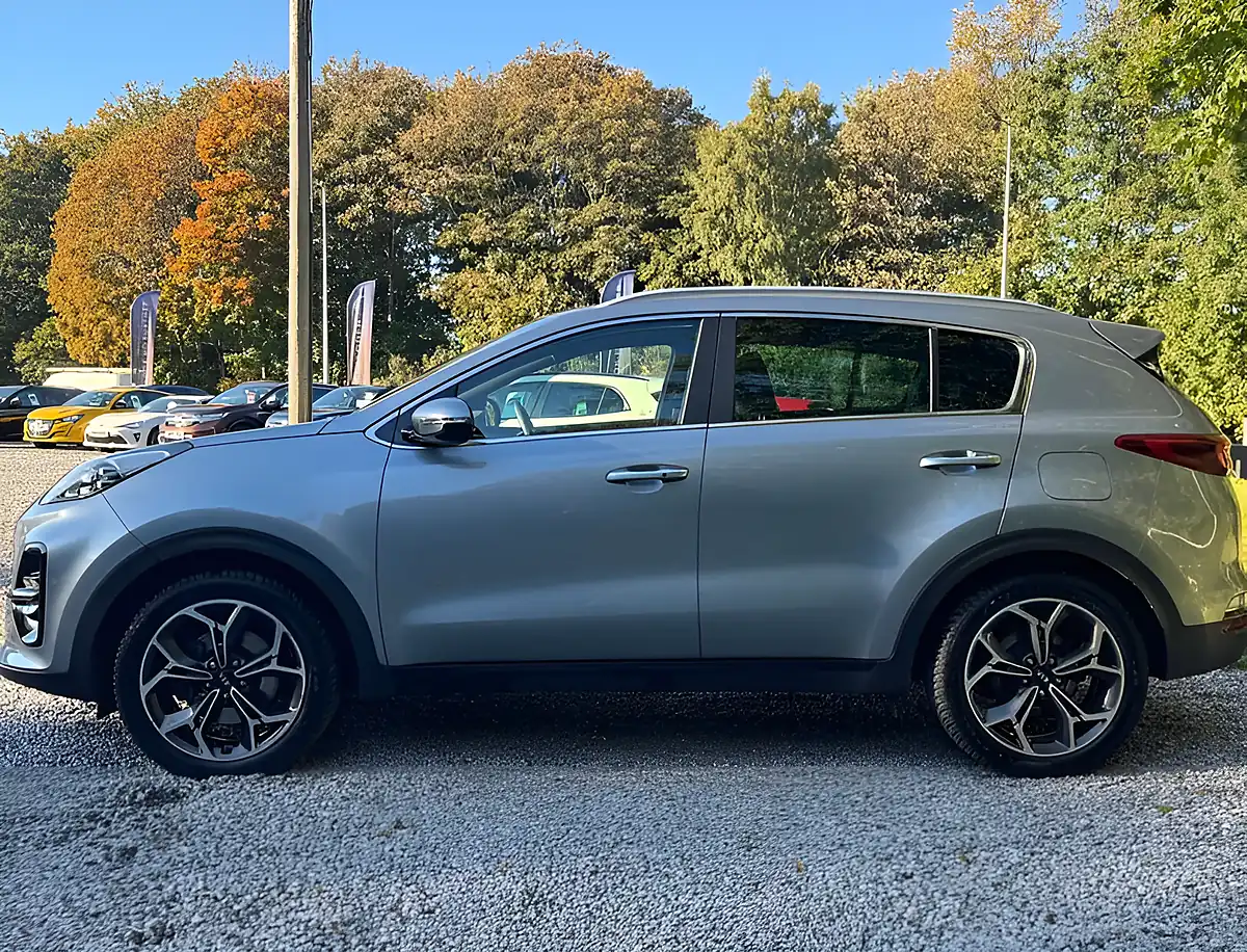 Used 2022 Kia Sportage GT-Line Silver - Interior and Exterior details 6