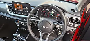 Used 2022 Kia Stonic 2 Red - Interior and Exterior details 15