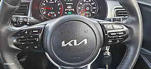 Used 2022 Kia Stonic 2 Red - Interior and Exterior details 20