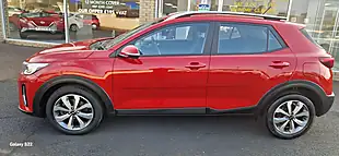 Used 2022 Kia Stonic 2 Red - Interior and Exterior details 4