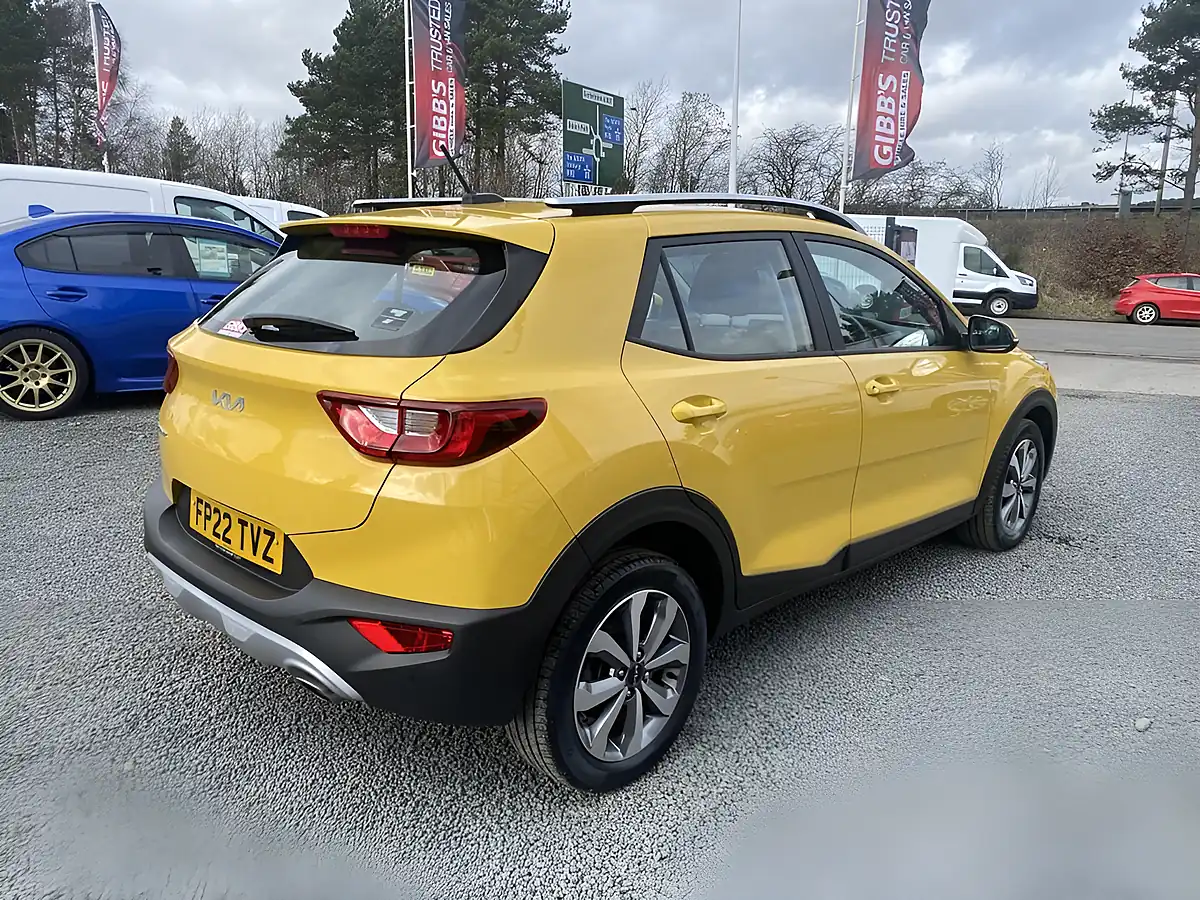 Used 2022 Kia Stonic 2 Yellow - Interior and Exterior details 2