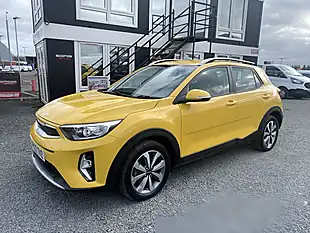 Used 2022 Kia Stonic 2 Yellow - Interior and Exterior details 5