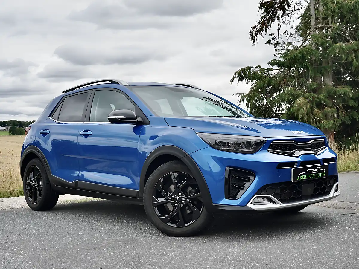 Used 2022 Kia Stonic GT-Line Blue - Front View